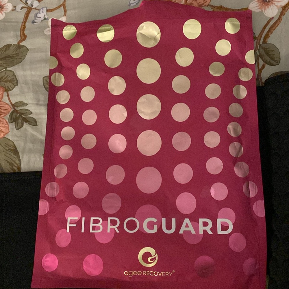 Fibroguard OGEE Recovery (Dr. William ). Wrong size strict return policy. NEW